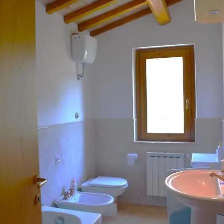 Scappo In Umbria, Il Pennacchio
